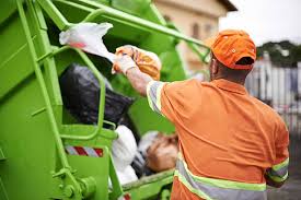 Best Commercial Junk Removal  in Maugansville, MD